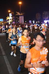 BIB: 40332, 20163, 2037
                            <button type="button" onclick="openModal(23174715)" class="btn btn-primary btn-sm float-right btn-popup" data-toggle="modal" data-target=".modal-high-quality">
                        <i class="fas fa-shopping-cart"></i> Add to Cart
                    </button>
                                            <button type="button" onclick="isThisMe(23174715, true)" class="btn btn-success btn-sm float-right btn-popup btn-isme hidden" data-toggle="tooltip" data-placement="bottom" title="นี่คือรูปของคุณใช่ไหม คลิกที่นี่เพื่อเอาเข้าอัลบั้ม">
                        <i class="fas fa-plus"></i> Add to album
                    </button>
                    <button type="button" onclick="isThisMe(23174715, false)" class="btn btn-warning btn-sm float-right btn-popup btn-isnotme hidden">
                        <i class="fas fa-ban"></i> Remove from album
                    </button>